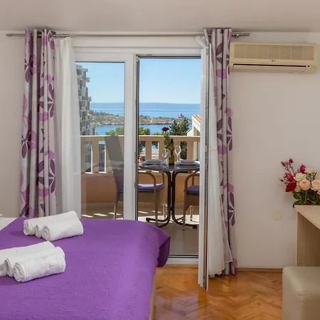 Apartments Petrovic Makarska Exterior photo