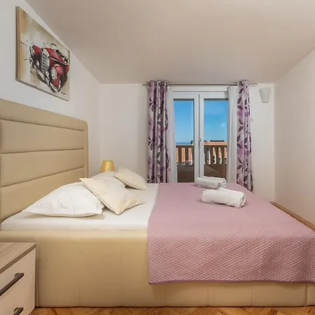 Apartments Petrovic Makarska Exterior photo