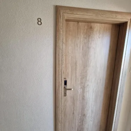 Apartments Petrovic Makarska Exterior photo
