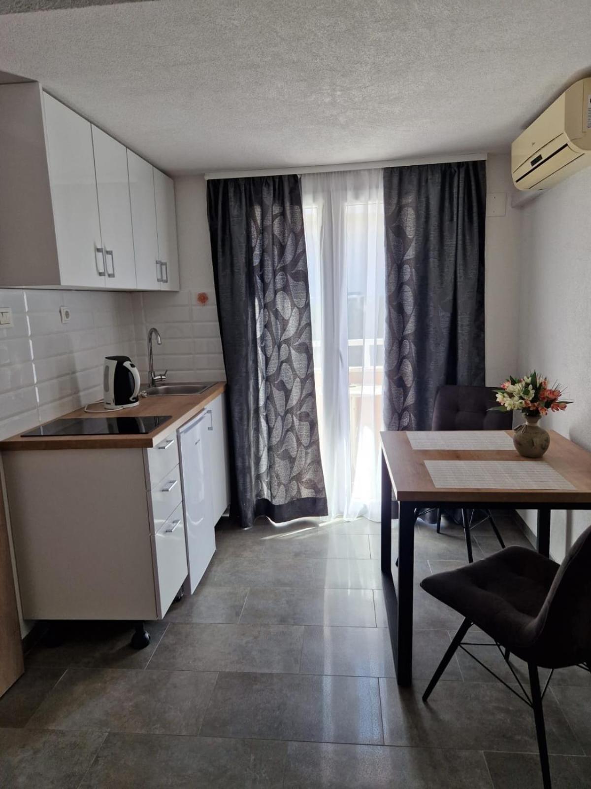 Petrovic Apartment